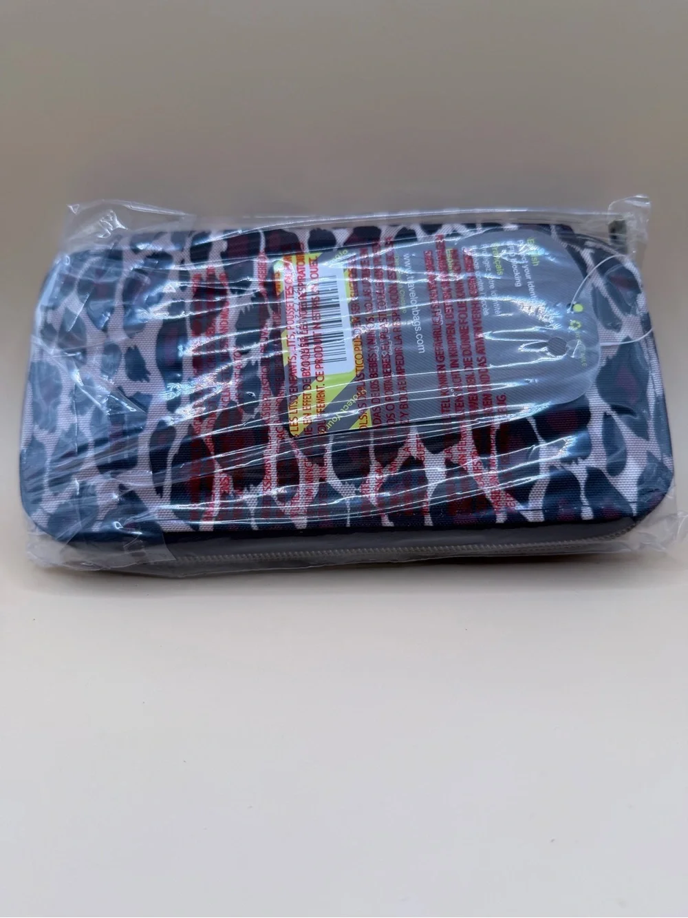Travelon RFID Blocking Women’s Clutch Wallet New Cheetah Print